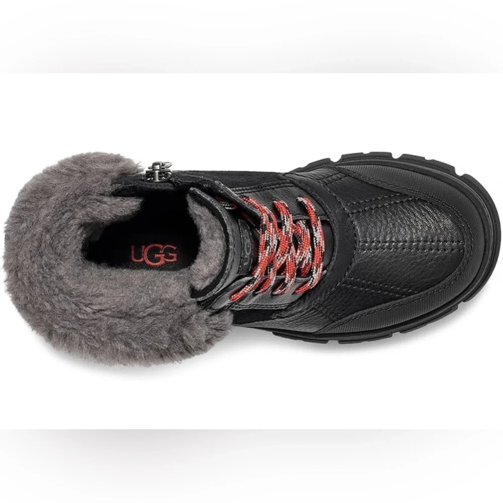 UGG Women's Ashton Addie Snow Boot